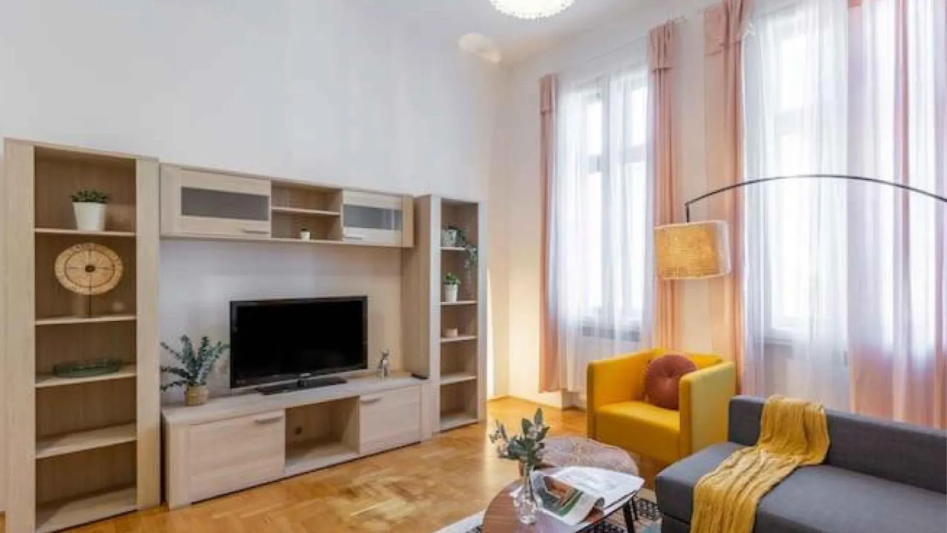 Central Gozsdu Apartment By Cavaland Budapest 0*,  Hungary