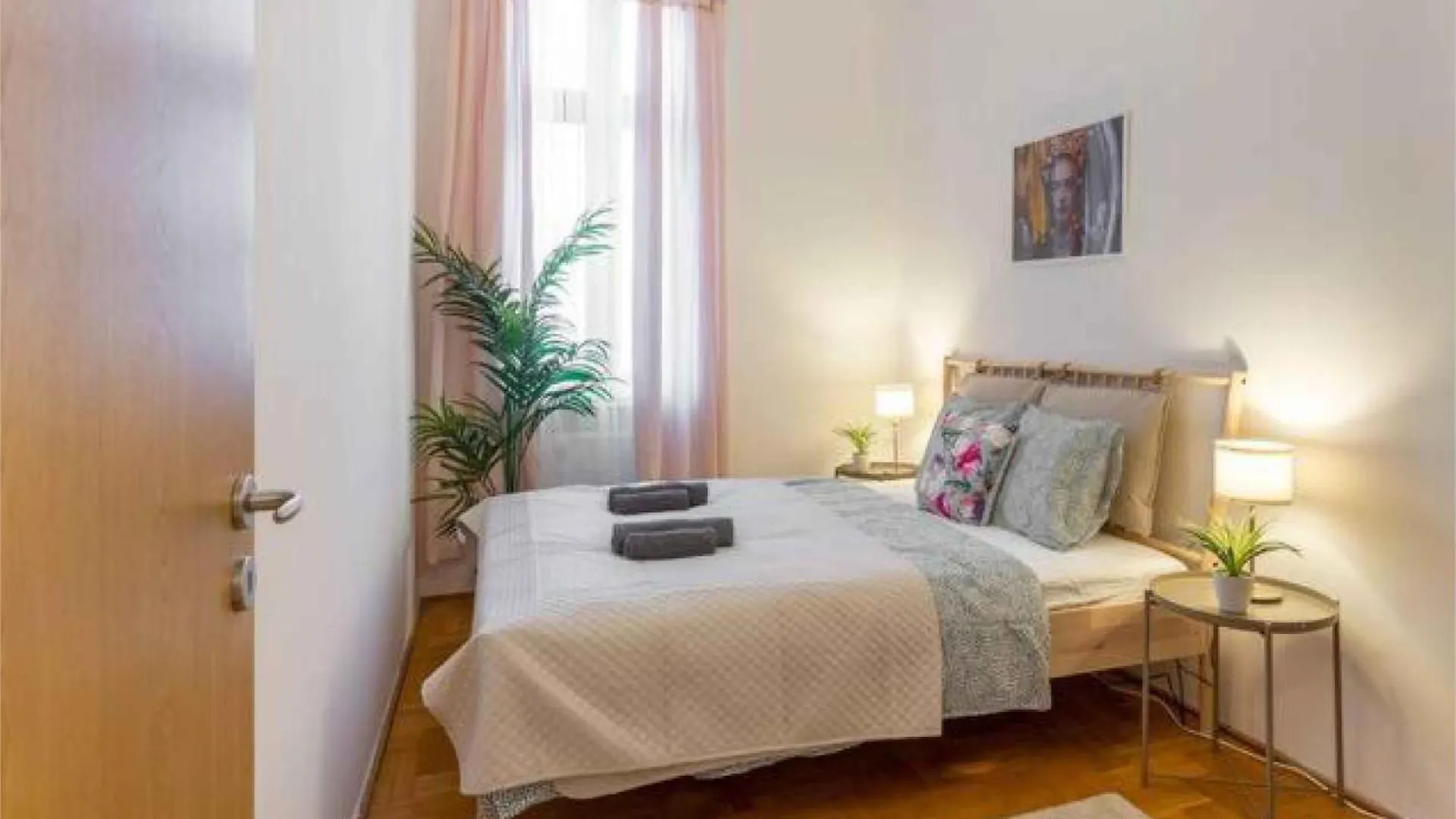 Central Gozsdu Apartment By Cavaland Budapest 0*,  Hungary